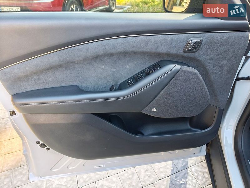 Позашляховик / Кросовер Ford Mustang Mach-E 2022 в Львові