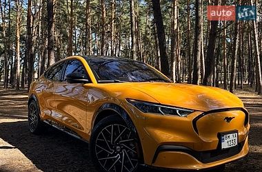 Ford Mustang Mach-E  2022