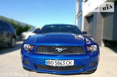 Ford Mustang  2012