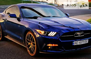 Ford Mustang 50 years Limited 2015
