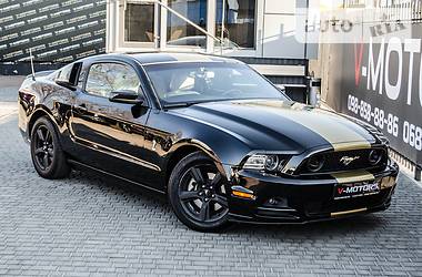 Ford Mustang 3.7L 2014