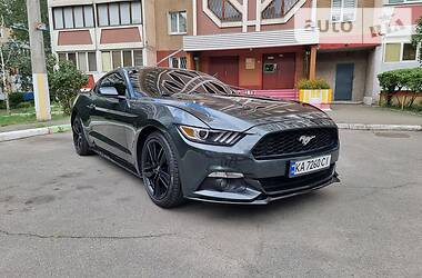 Ford Mustang perfomance pac 2015
