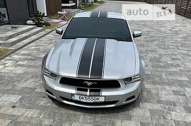 Ford Mustang  2012