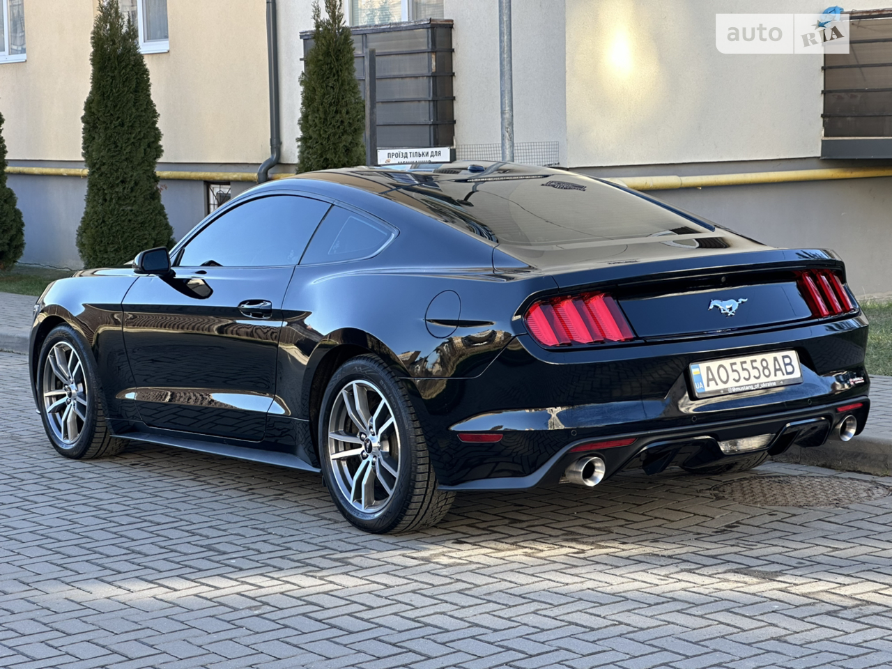 2015 Ford Mustang - мініатюра 2