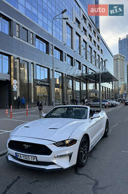 Ford Mustang  2020