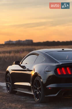 Ford Mustang  2015