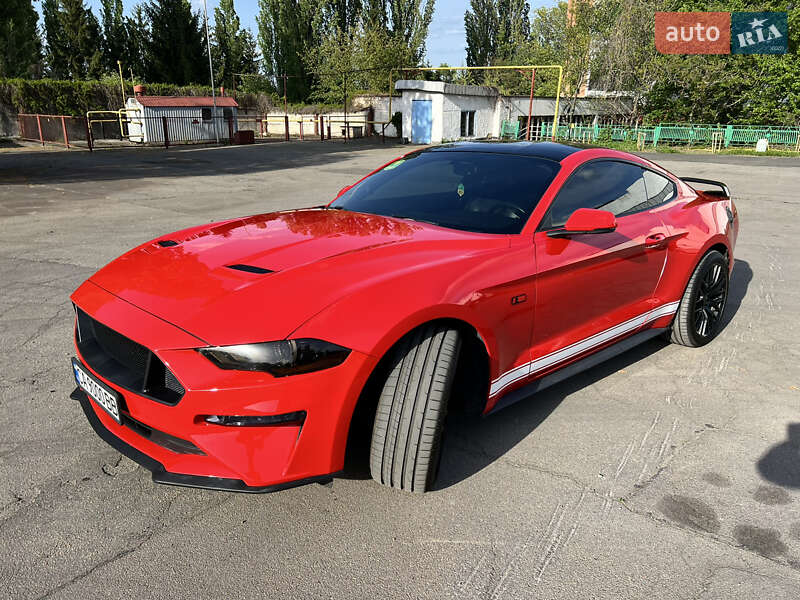 Купе Ford Mustang 2018 в Умані