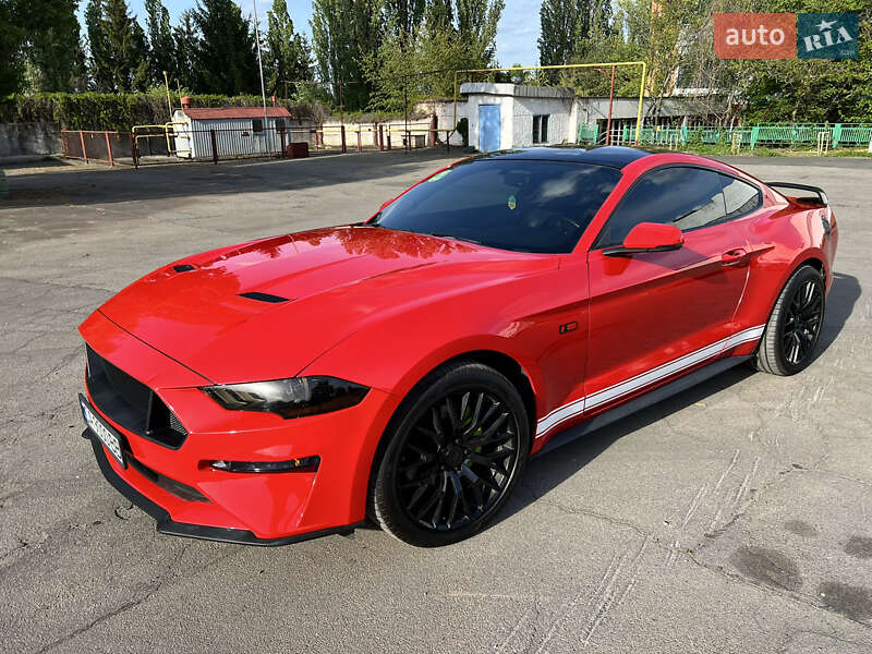 Купе Ford Mustang 2018 в Умані