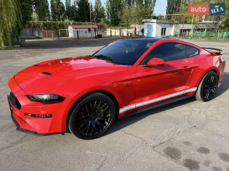 Купе Ford Mustang 2018 в Умані