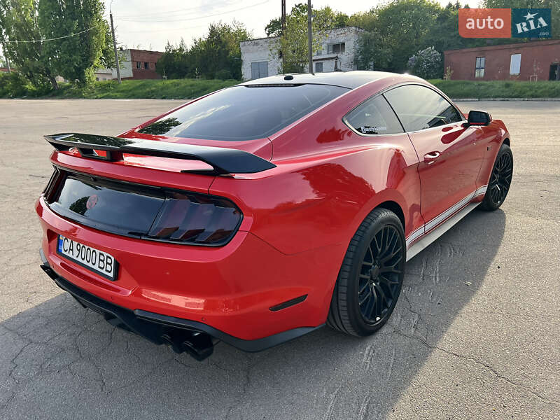 Купе Ford Mustang 2018 в Умані