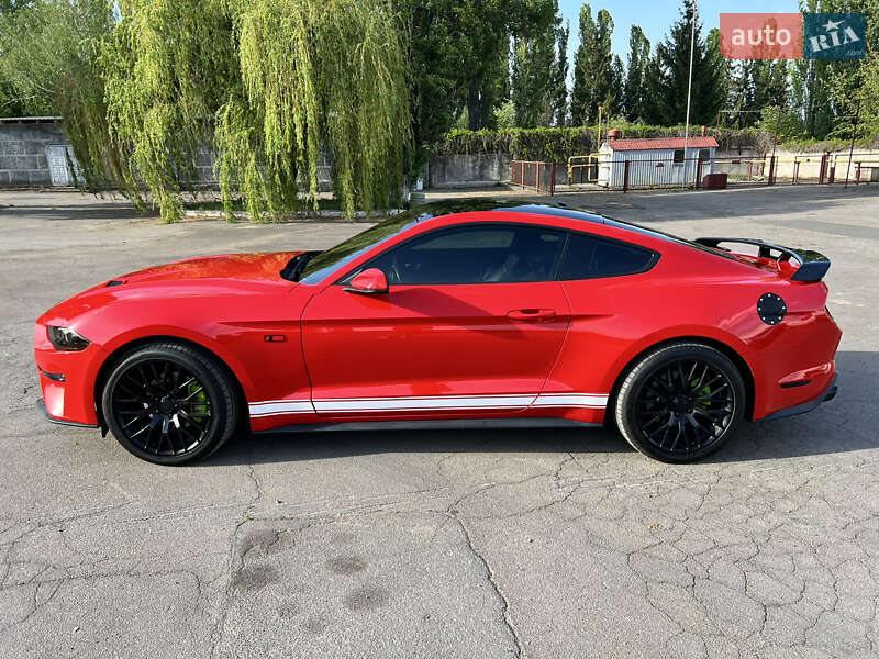 Купе Ford Mustang 2018 в Умані