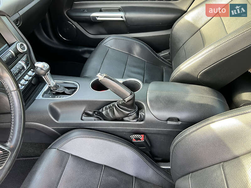 Купе Ford Mustang 2018 в Умані