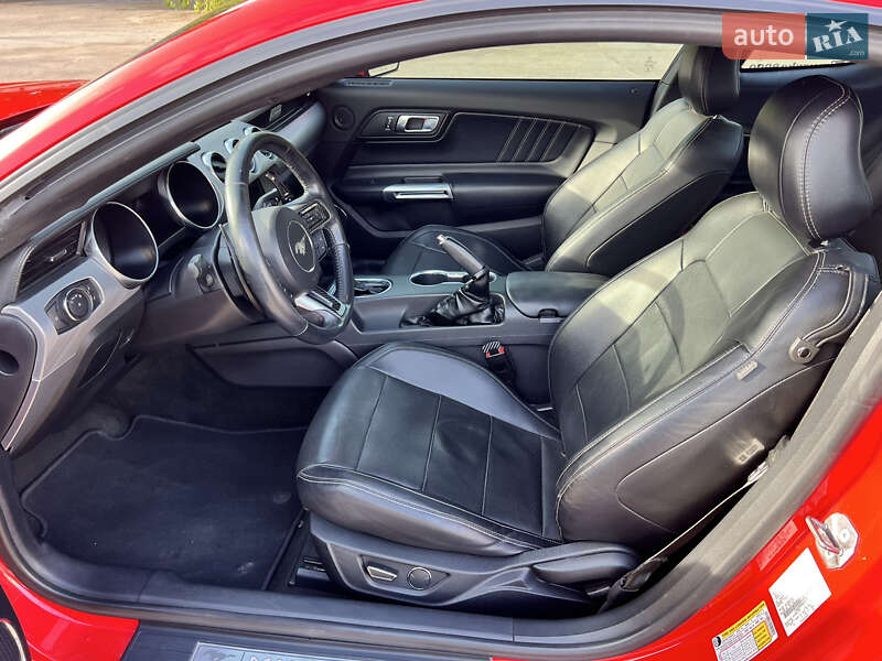 Купе Ford Mustang 2018 в Умані
