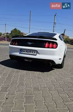 Ford Mustang 2015
