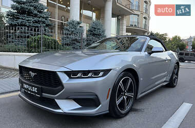 Ford Mustang  2024