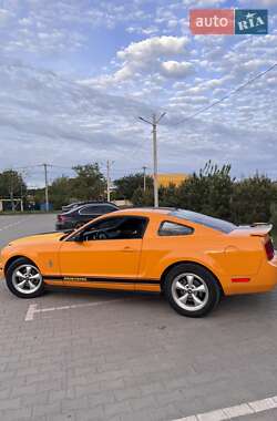 Ford Mustang  2008