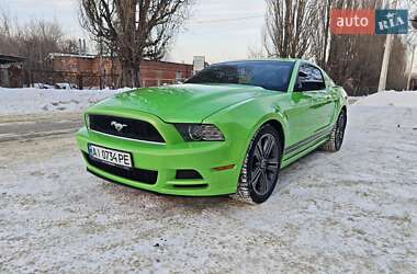 Ford Mustang  2012