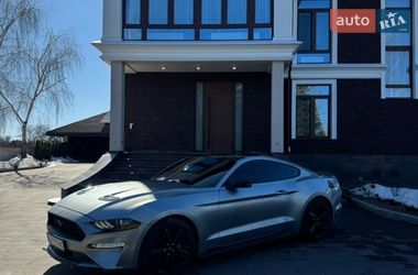 Ford Mustang  2021