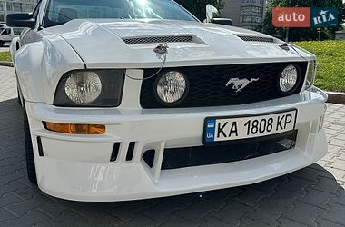 Ford Mustang  2008