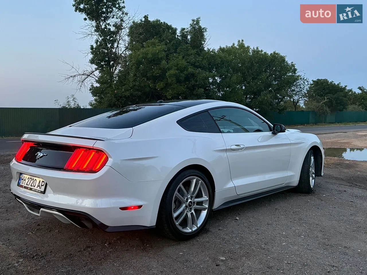 2017 Ford Mustang - мініатюра 4