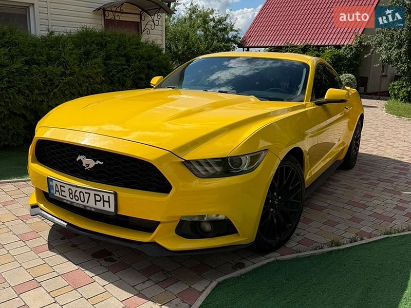 Купе Ford Mustang 2014 в Вольногорске
