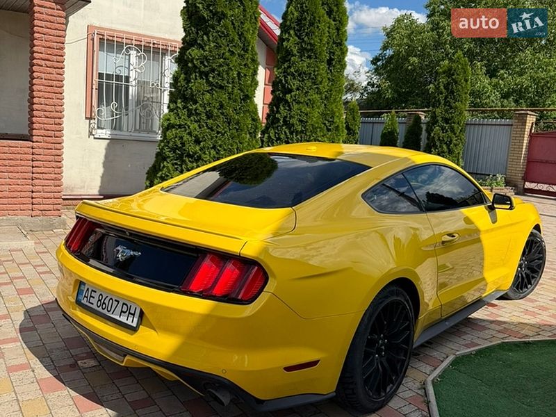 Купе Ford Mustang 2014 в Вольногорске