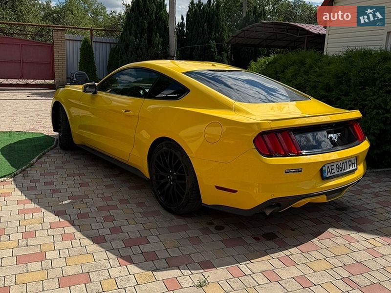 Купе Ford Mustang 2014 в Вольногорске