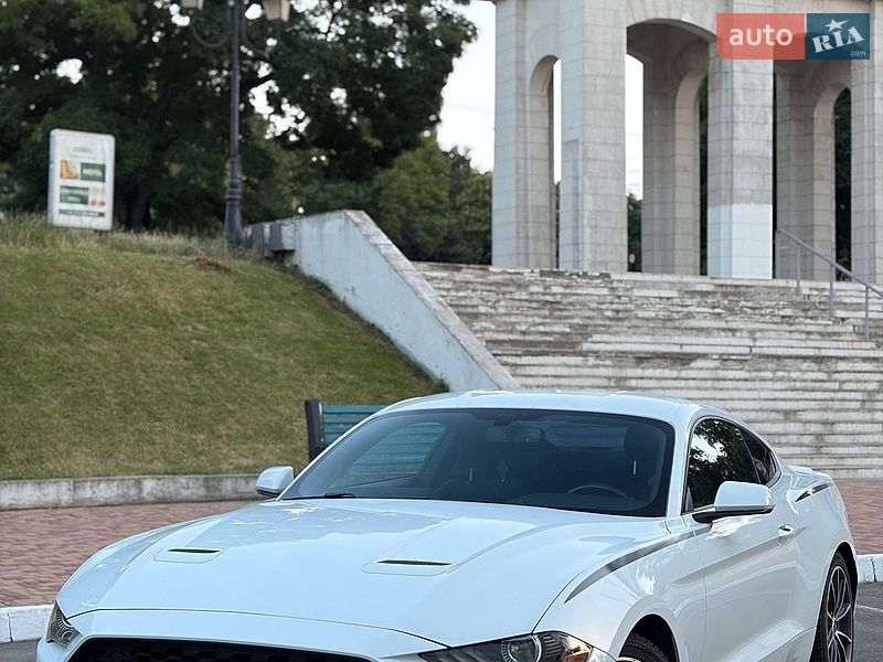 Купе Ford Mustang 2018 в Одессе фото 6 Купе Ford Mustang 2018 в Одессе