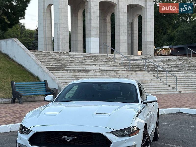 Купе Ford Mustang 2018 в Одессе фото 7 Купе Ford Mustang 2018 в Одессе