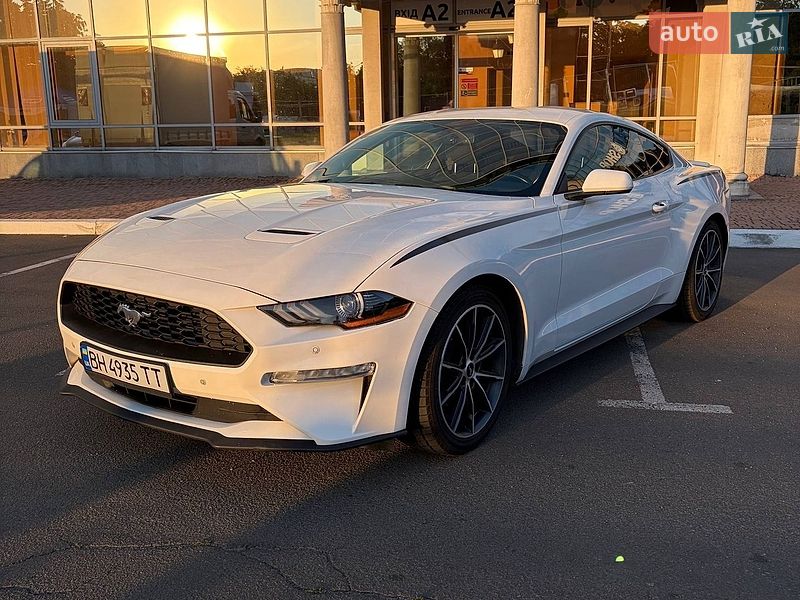 Купе Ford Mustang 2018 в Одессе фото 8 Купе Ford Mustang 2018 в Одессе