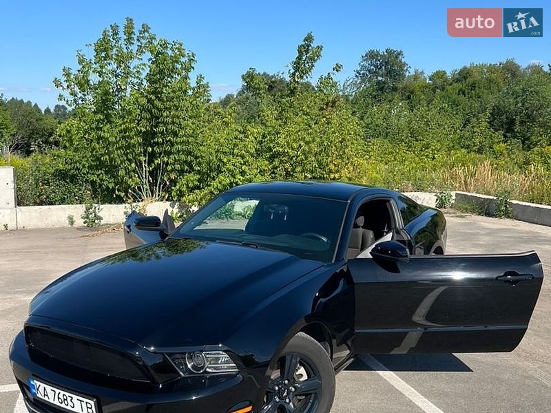 Купе Ford Mustang 2014 в Ирпене