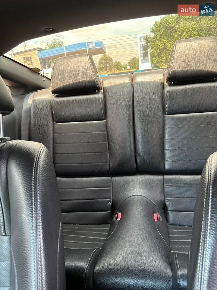 2011 Ford Mustang - мініатюра 5