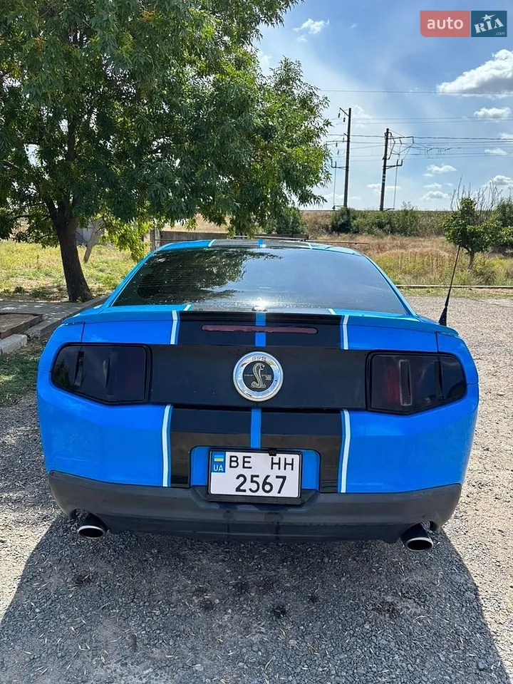 2011 Ford Mustang - мініатюра 3