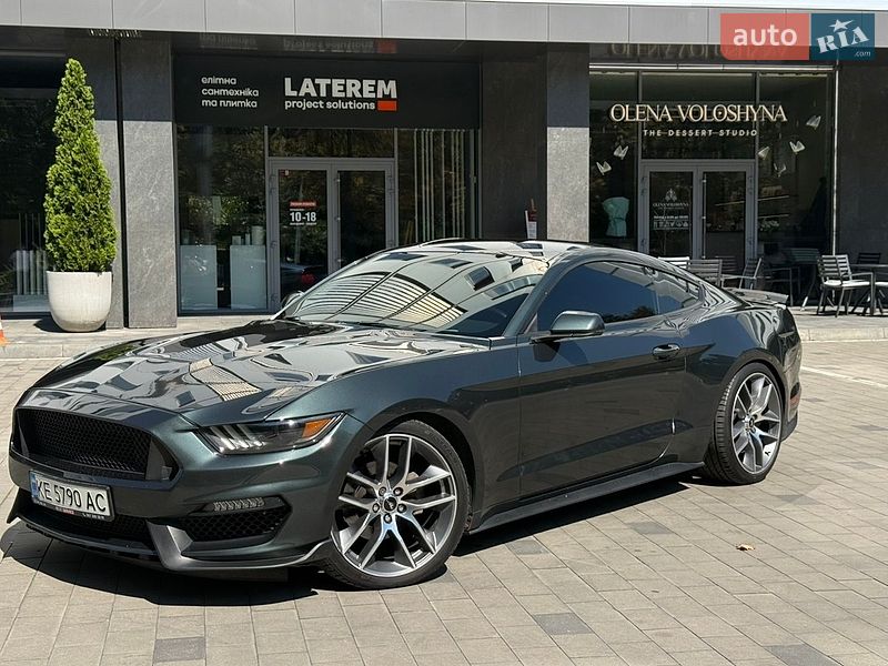 Купе Ford Mustang 2016 в Днепре фото Купе Ford Mustang 2016 в Днепре