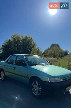 Ford Orion  1990