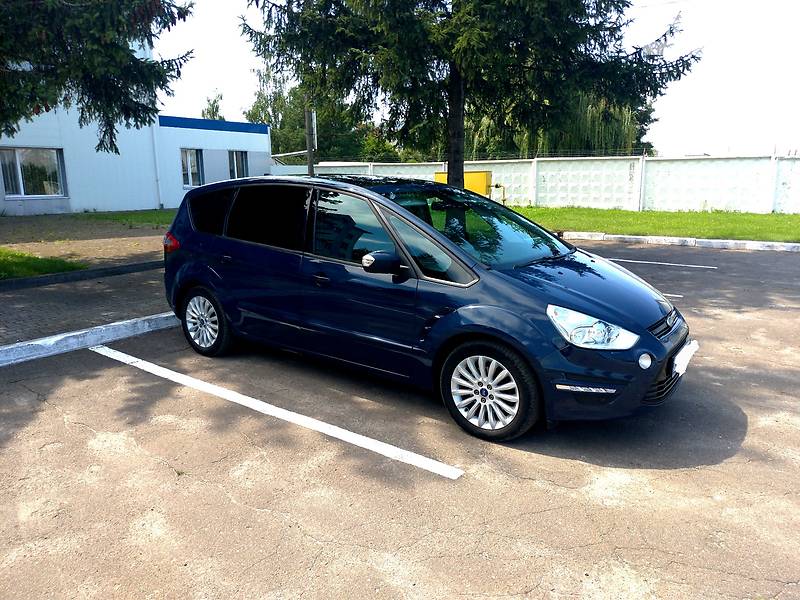 Легковые Ford S-Max