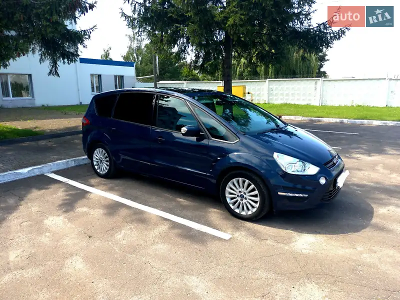 Ford S-Max