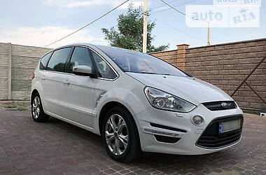 Ford S-Max  2012