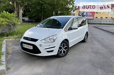 Ford S-Max  2013