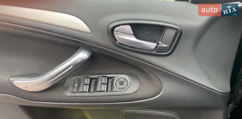 Минивэн Ford S-Max 2011 в Виннице
