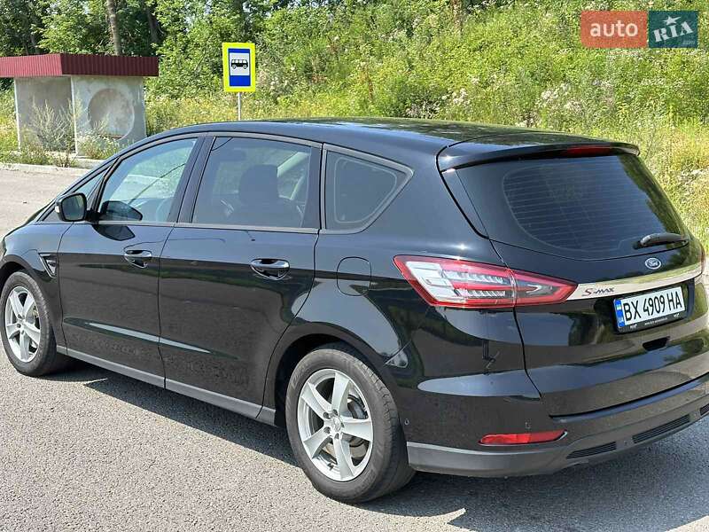 Минивэн Ford S-Max 2016 в Красилове