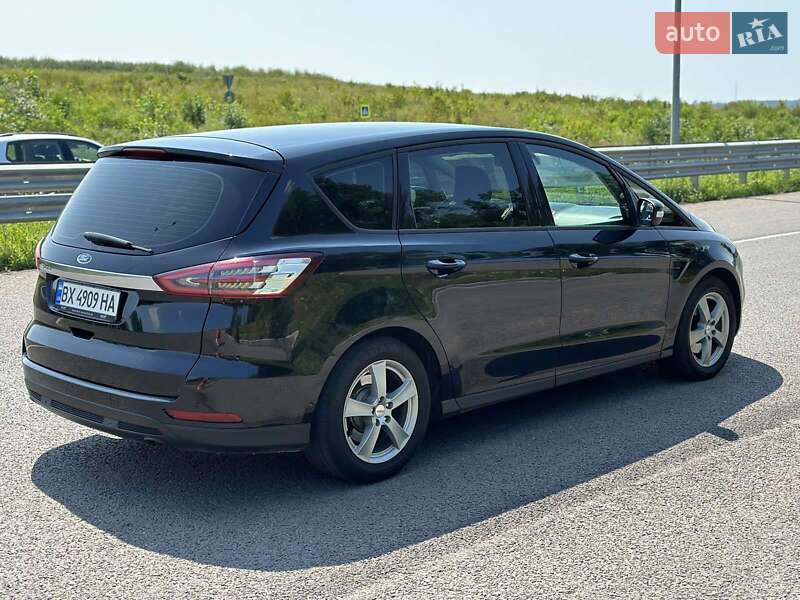 Минивэн Ford S-Max 2016 в Красилове
