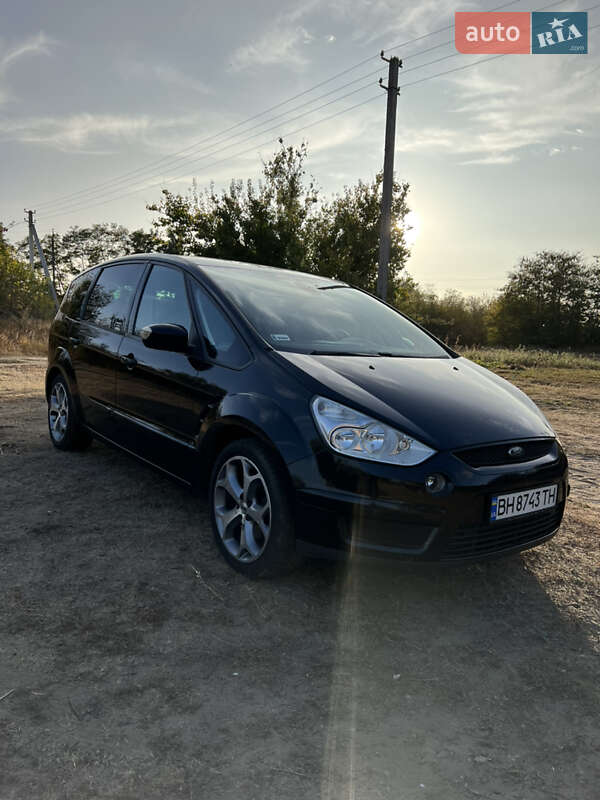 Ford S-Max