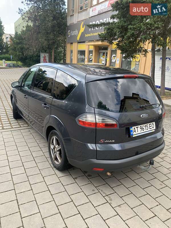 Минивэн Ford S-Max 2008 в Калуше