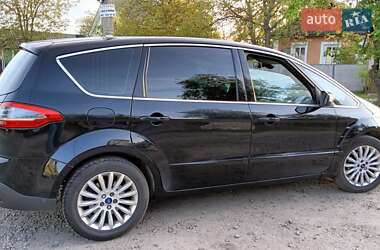 Ford S-Max 2012