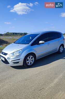Ford S-Max 2012