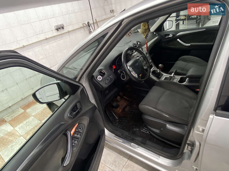 Мінівен Ford S-Max 2006 в Дніпрі