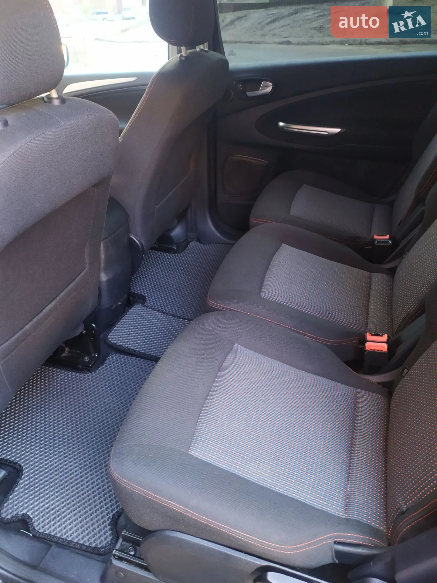 Ford S-Max 2011 VIN WF0SXXGBWSBM24088 фото оголошення 10 з 12