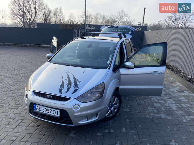 Мінівен Ford S-Max 2006 в Дніпрі