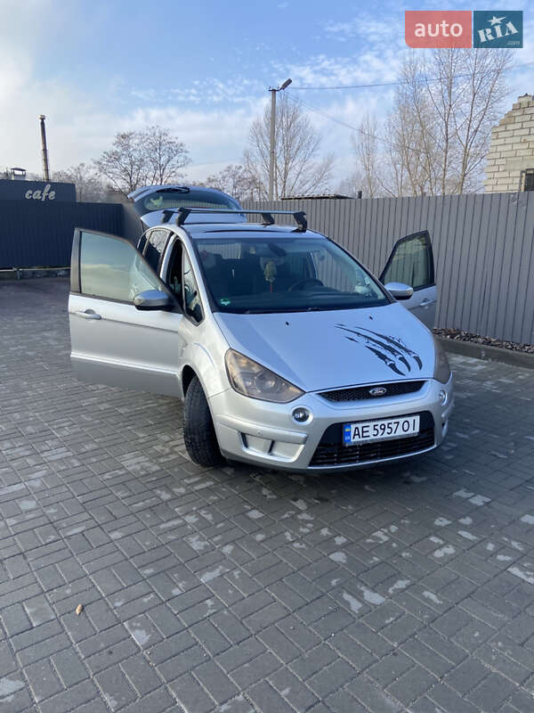 Мінівен Ford S-Max 2006 в Дніпрі